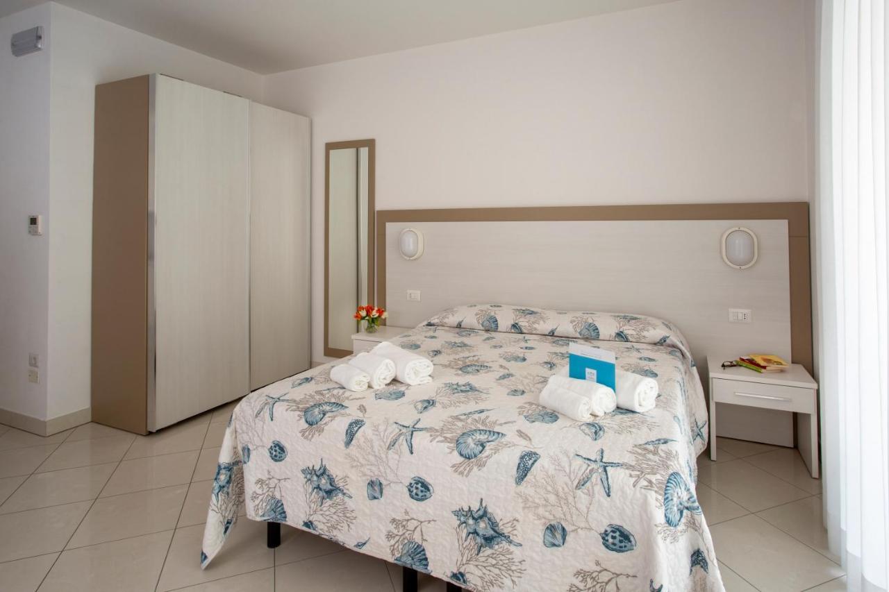 Residence I Diamanti - Siroli Collection Cervia Ngoại thất bức ảnh