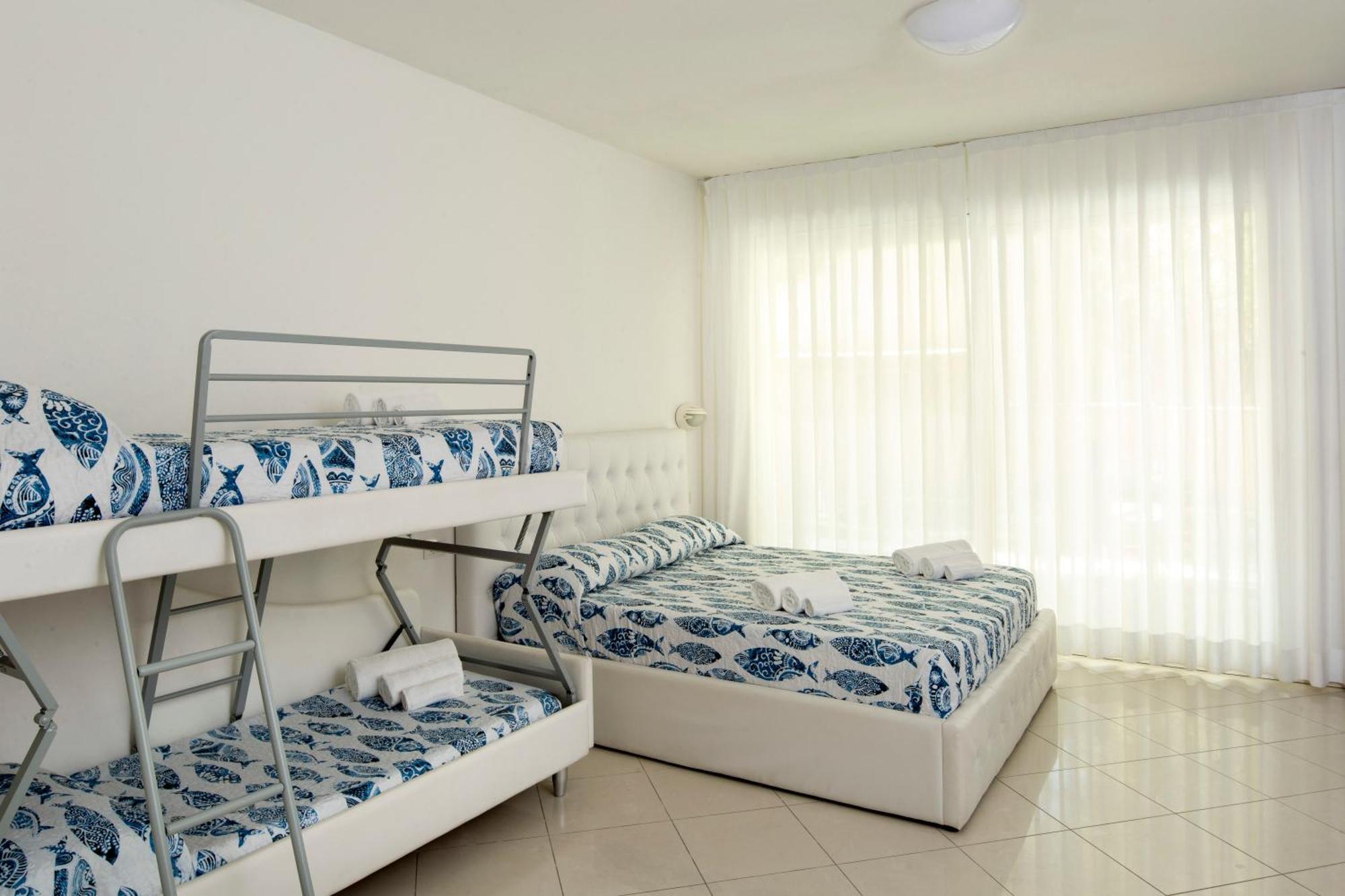 Residence I Diamanti - Siroli Collection Cervia Phòng bức ảnh